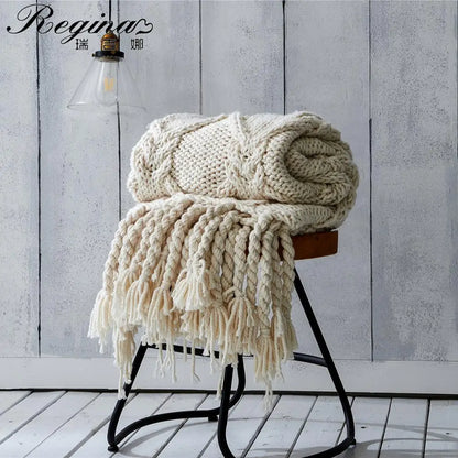 REGINA Chunky Knit Blanket Beige Soft Tassel